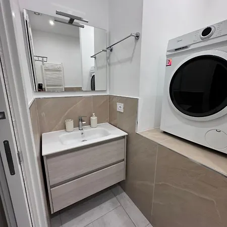 Appartamento Domus - *