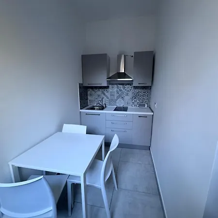 Domus - * Cinquefrondi