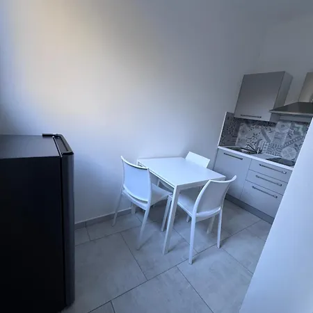 Domus -