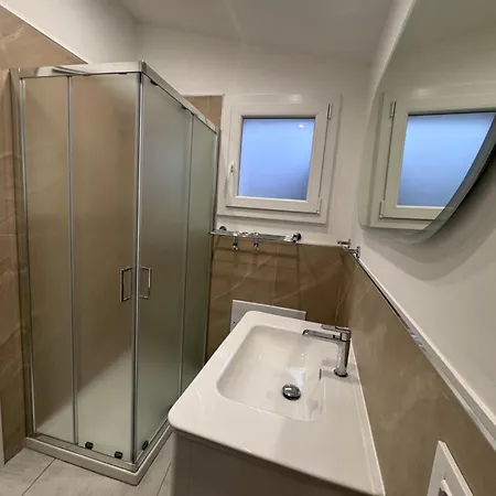 Domus - * Cinquefrondi