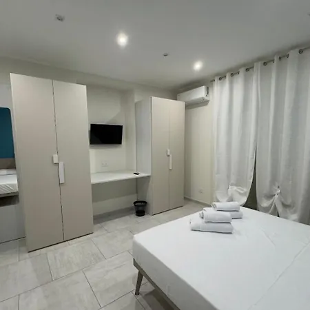 Domus - * Cinquefrondi