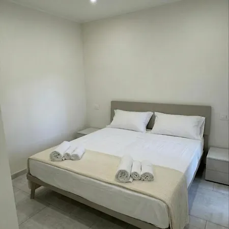 Domus - *