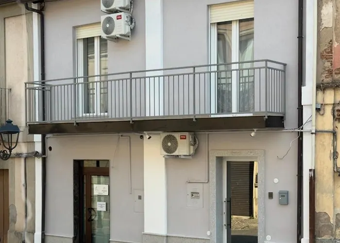 Domus - * Cinquefrondi